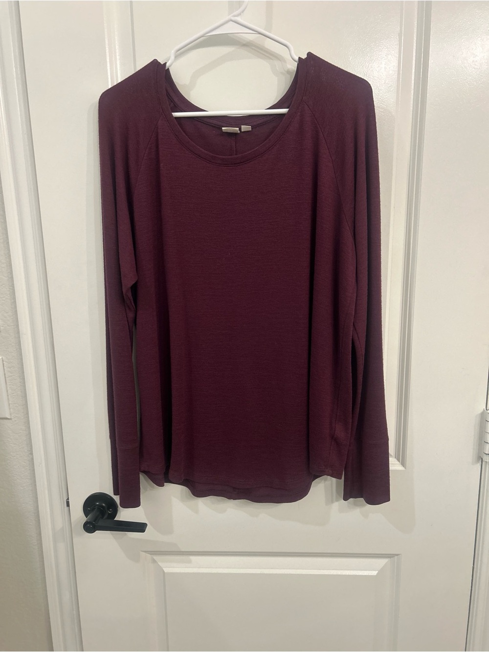 GAP Long-Sleeve Crewneck Top - Wine
